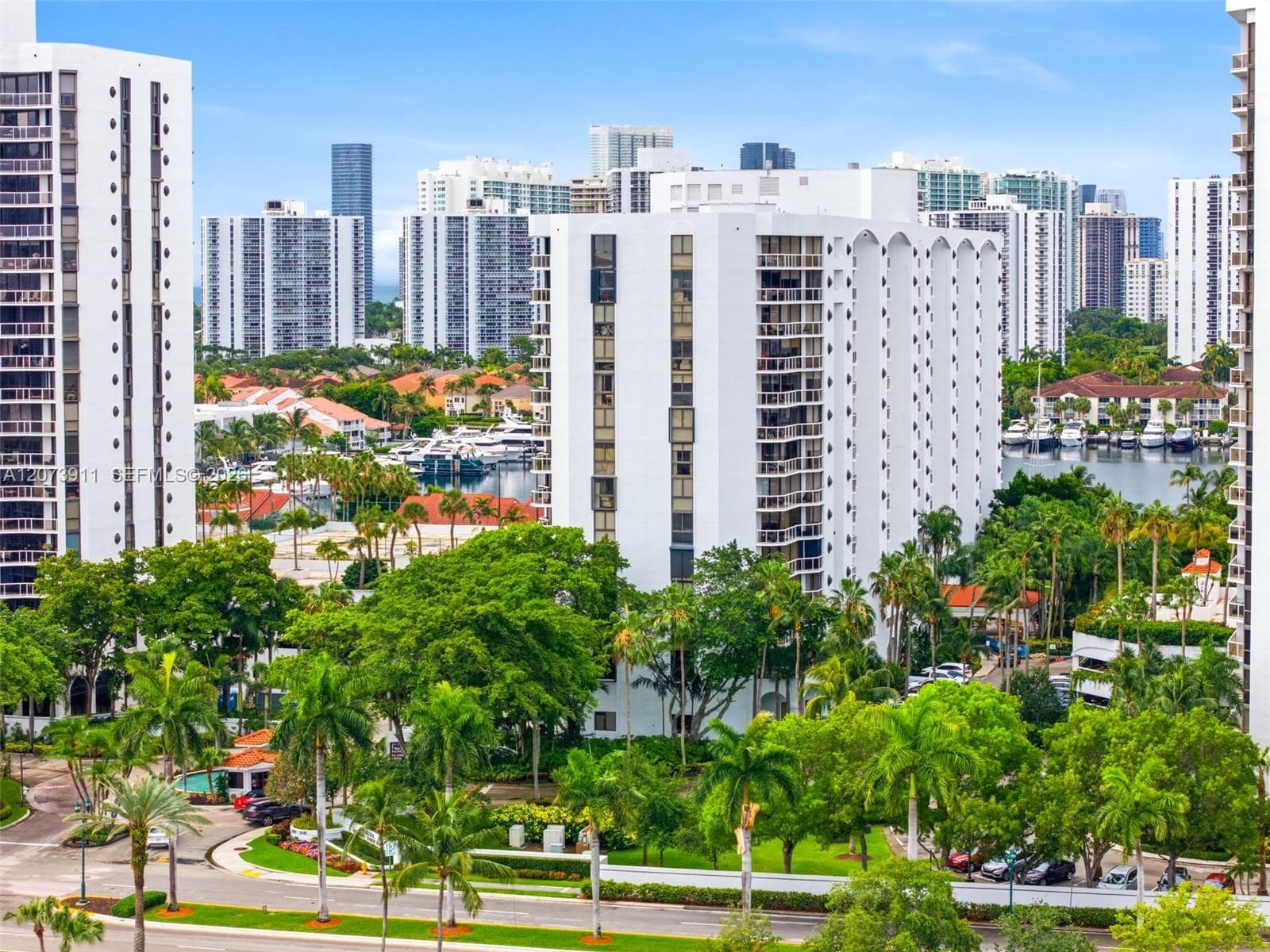PORTSVIEW @ THE WATERWAYS · #1115 in Aventura - Photo 41