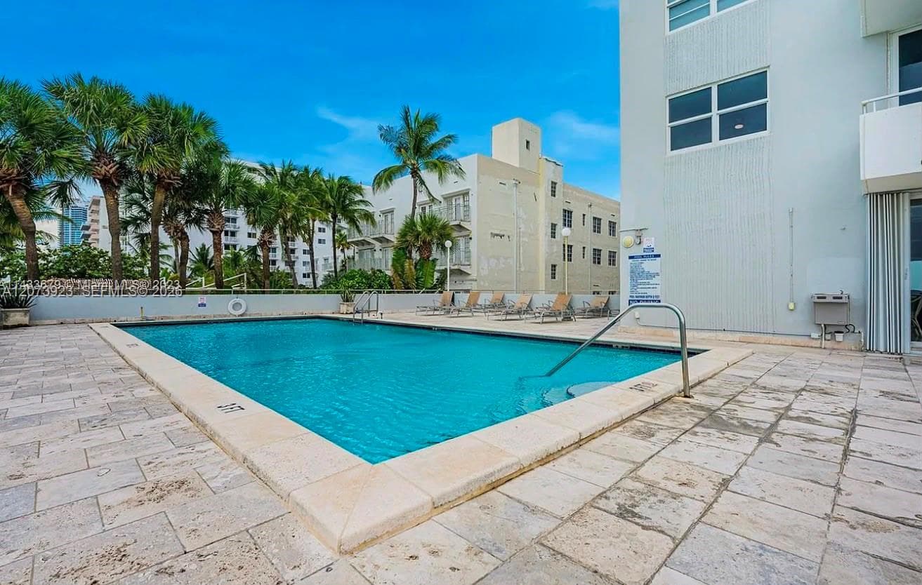ROYAL ATLANTIC CONDO · #219 in Miami Beach - Photo 13