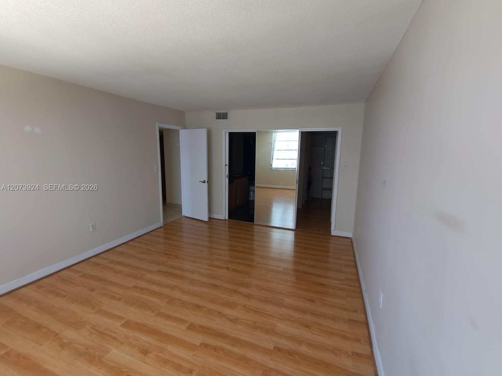 COMMODORE PLAZA CONDO · #1402 in Aventura - Photo 6