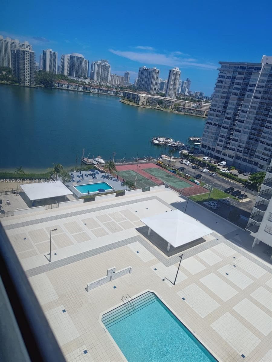 COMMODORE PLAZA CONDO · #1402 in Aventura - Photo 13