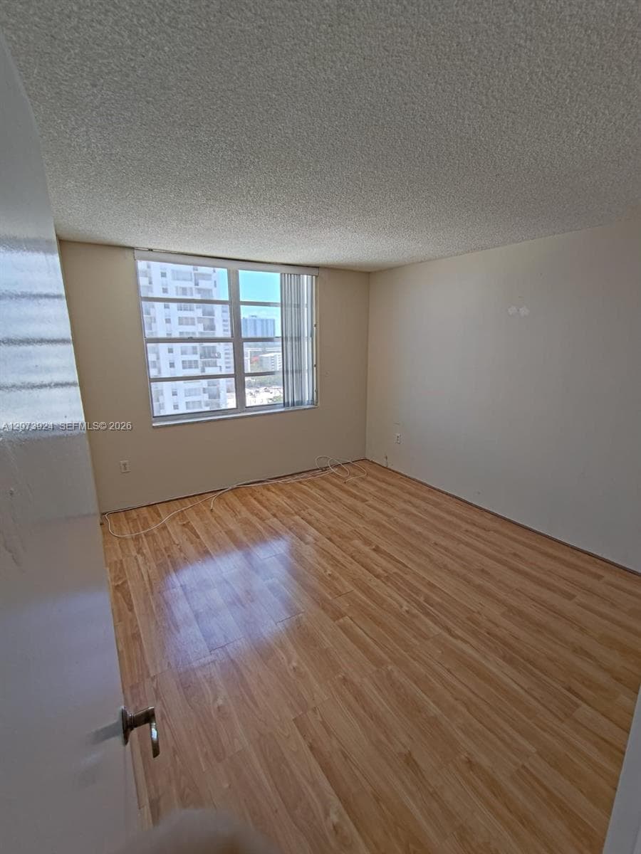 COMMODORE PLAZA CONDO · #1402 in Aventura - Photo 12