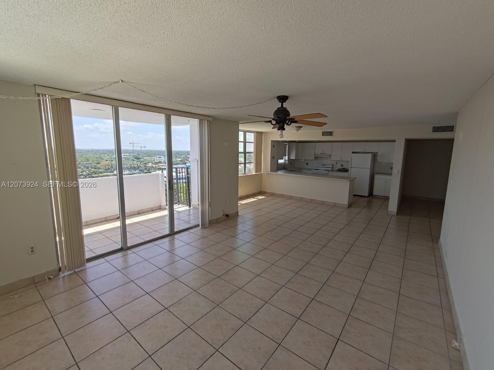 COMMODORE PLAZA CONDO · #1402 in Aventura - Photo 18
