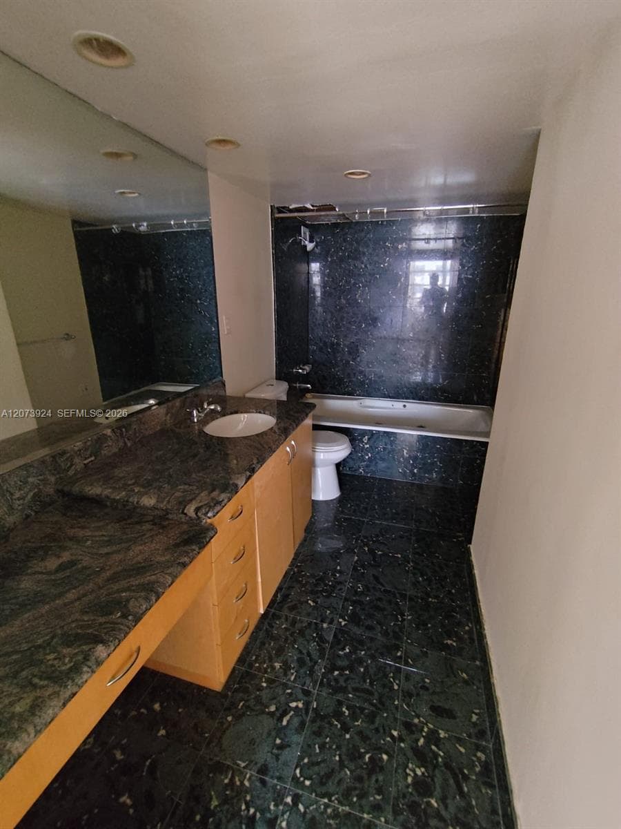 COMMODORE PLAZA CONDO · #1402 in Aventura - Photo 11