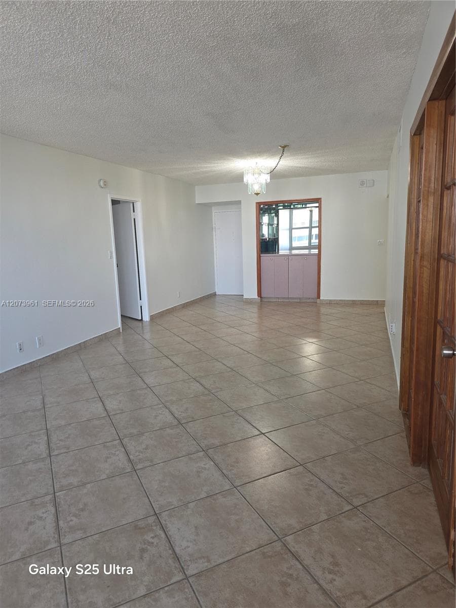 SEA AIR TOWERS CONDO · #619 in Hollywood - Photo 8
