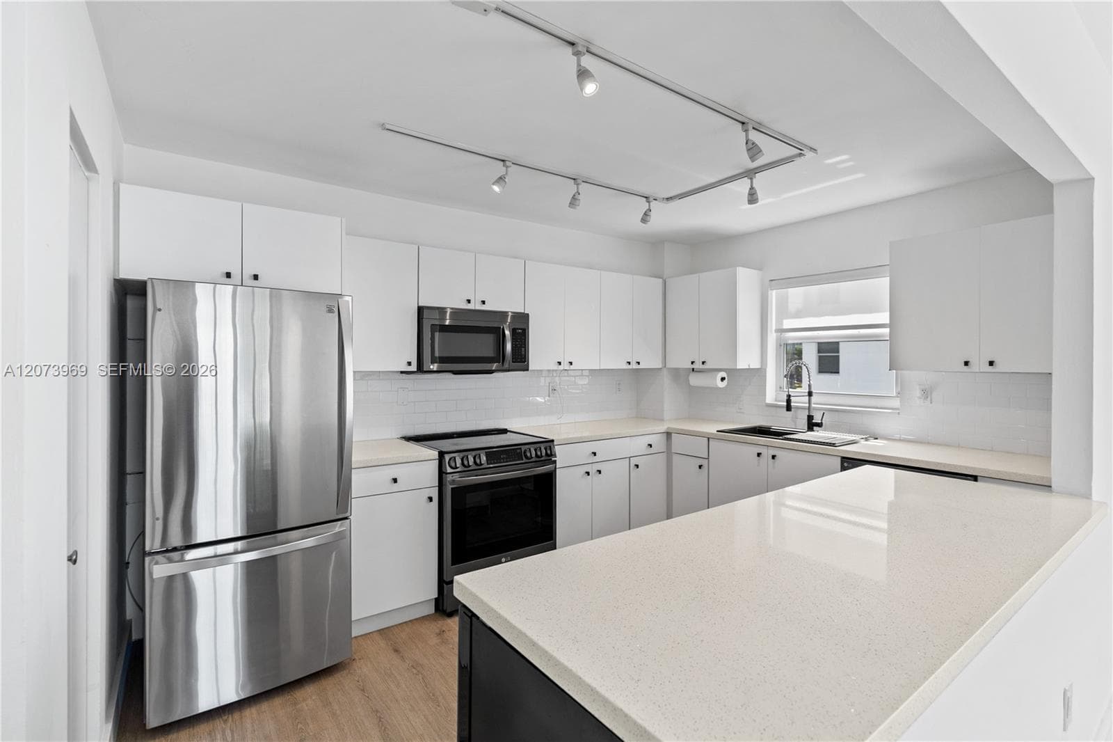 COLONY BAY HARBOR APTS CO · #2A in Bay Harbor Islands - Photo 12