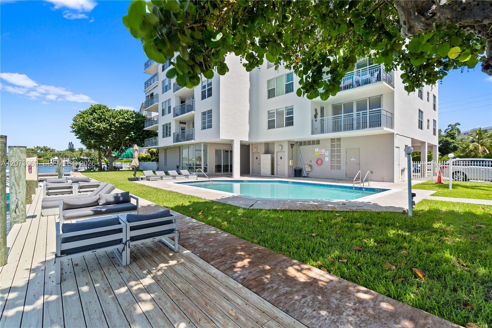 COLONY BAY HARBOR APTS CO · #2A in Bay Harbor Islands - Photo 41