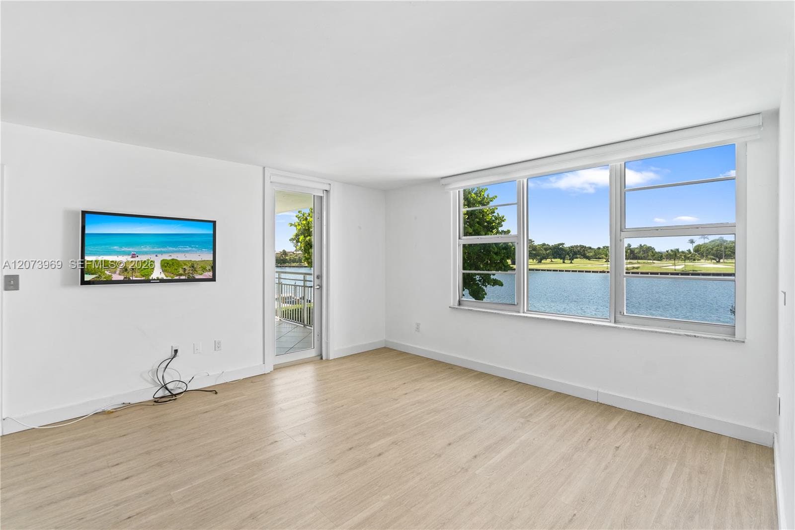 COLONY BAY HARBOR APTS CO · #2A in Bay Harbor Islands - Photo 18