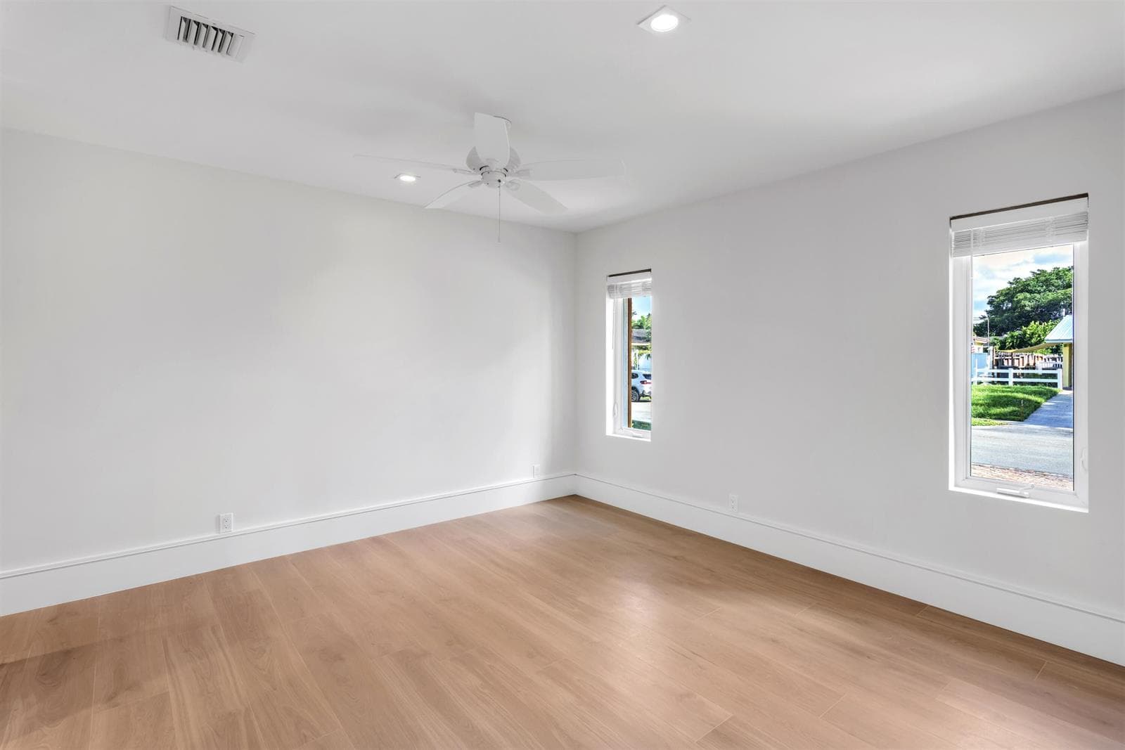 BEDROOM_1