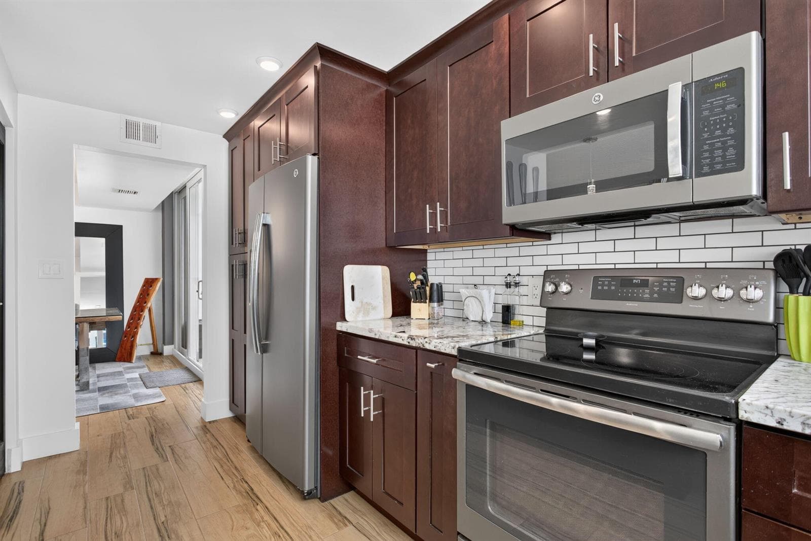 33-web-or-mls-1370-0320