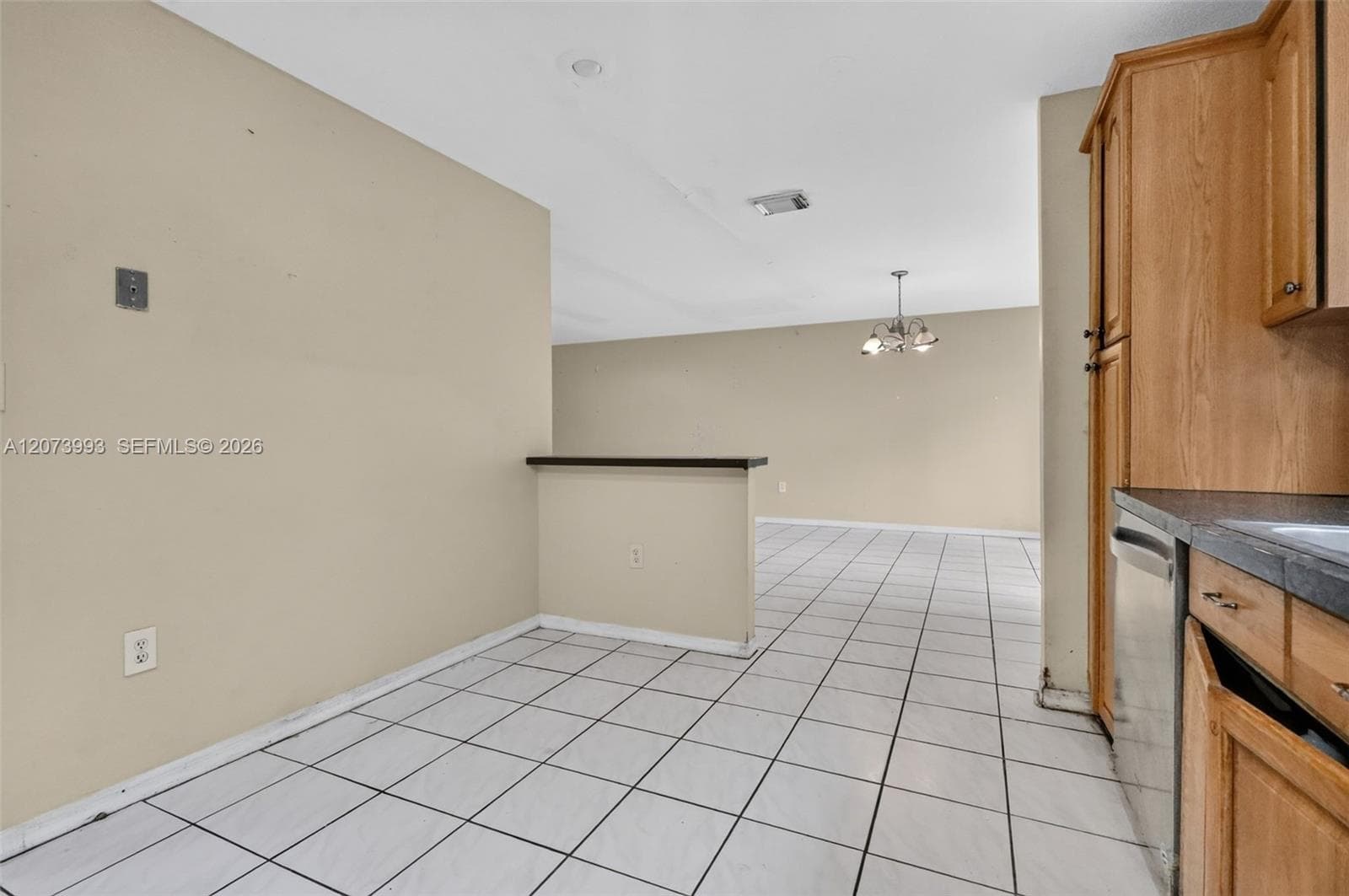 253 NE 211th Ter photo 15
