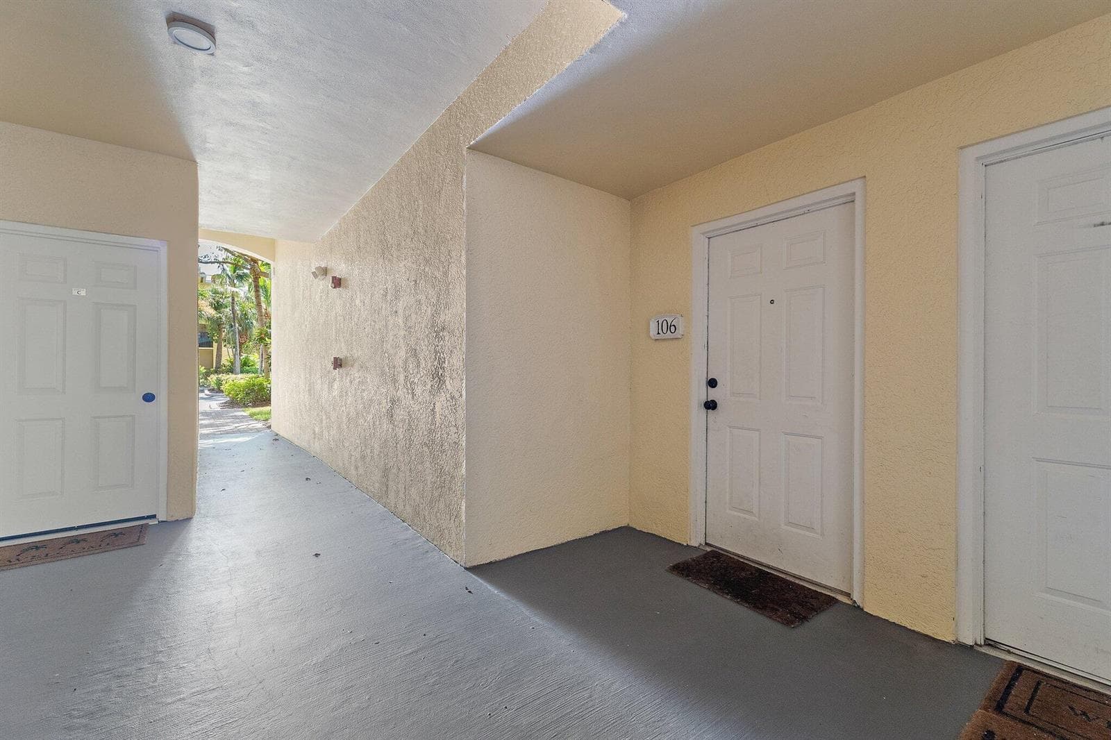 036-3020AlcazarPl-106-PalmBeachGardens-S