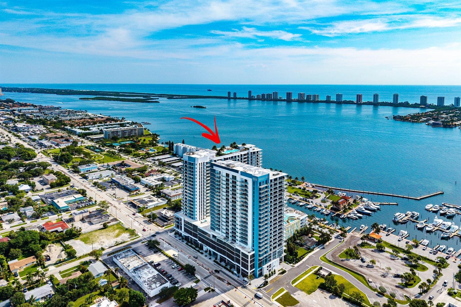 049-220LakeShoreDrive-1107-LakePark-FL-3
