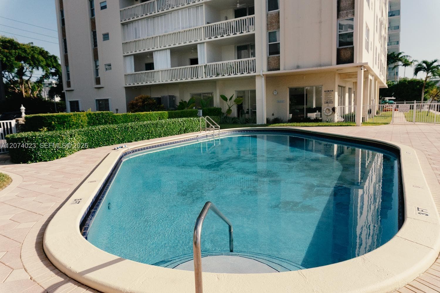 CARAVELLE CONDO · #5B in Bay Harbor Islands - Photo 24
