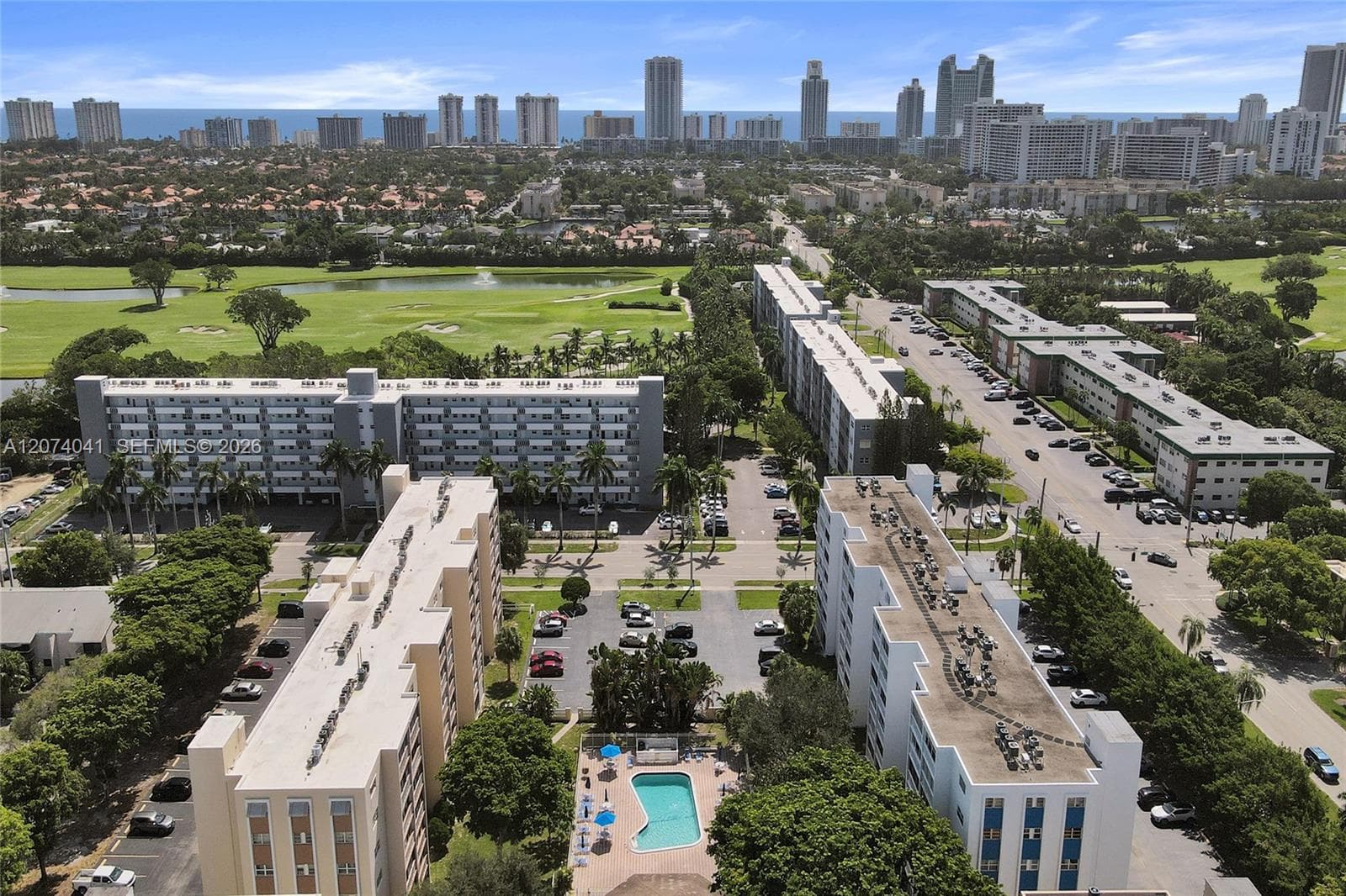 Meadowbrooks · #402 in Hallandale Beach - Photo 27
