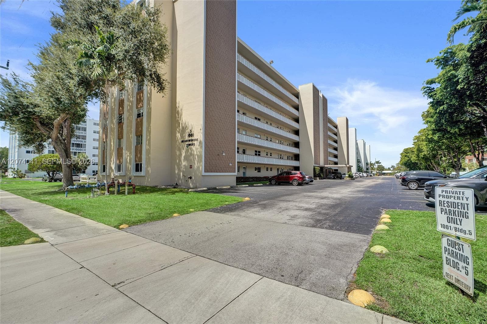 Meadowbrooks · #402 in Hallandale Beach - Photo 3