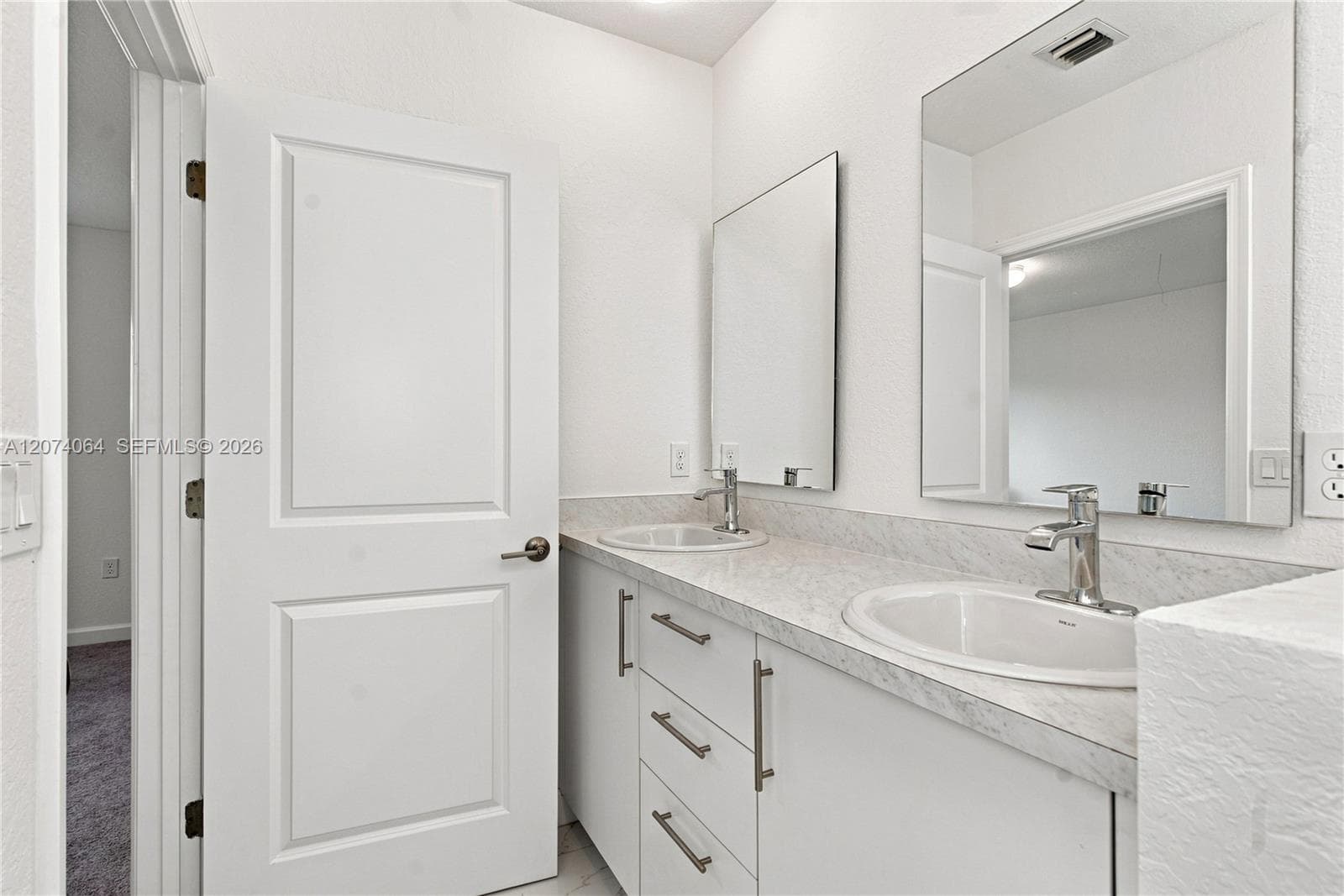 1265 NW 4th Ln photo 12