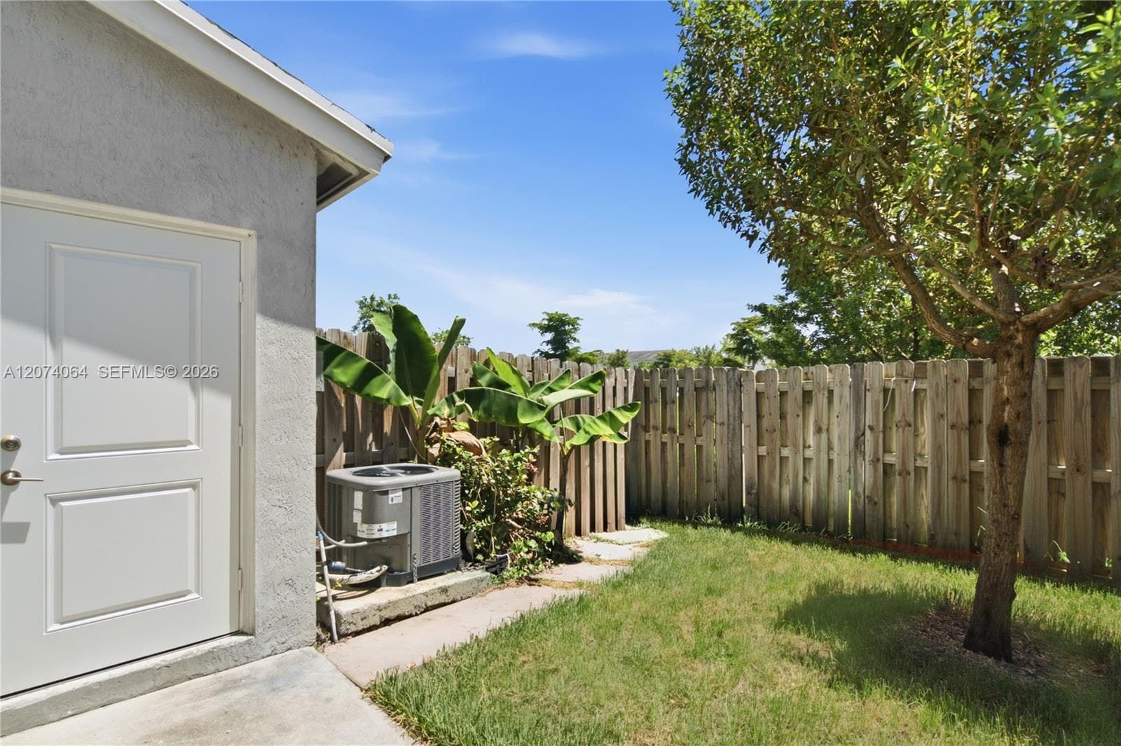 1265 NW 4th Ln photo 19