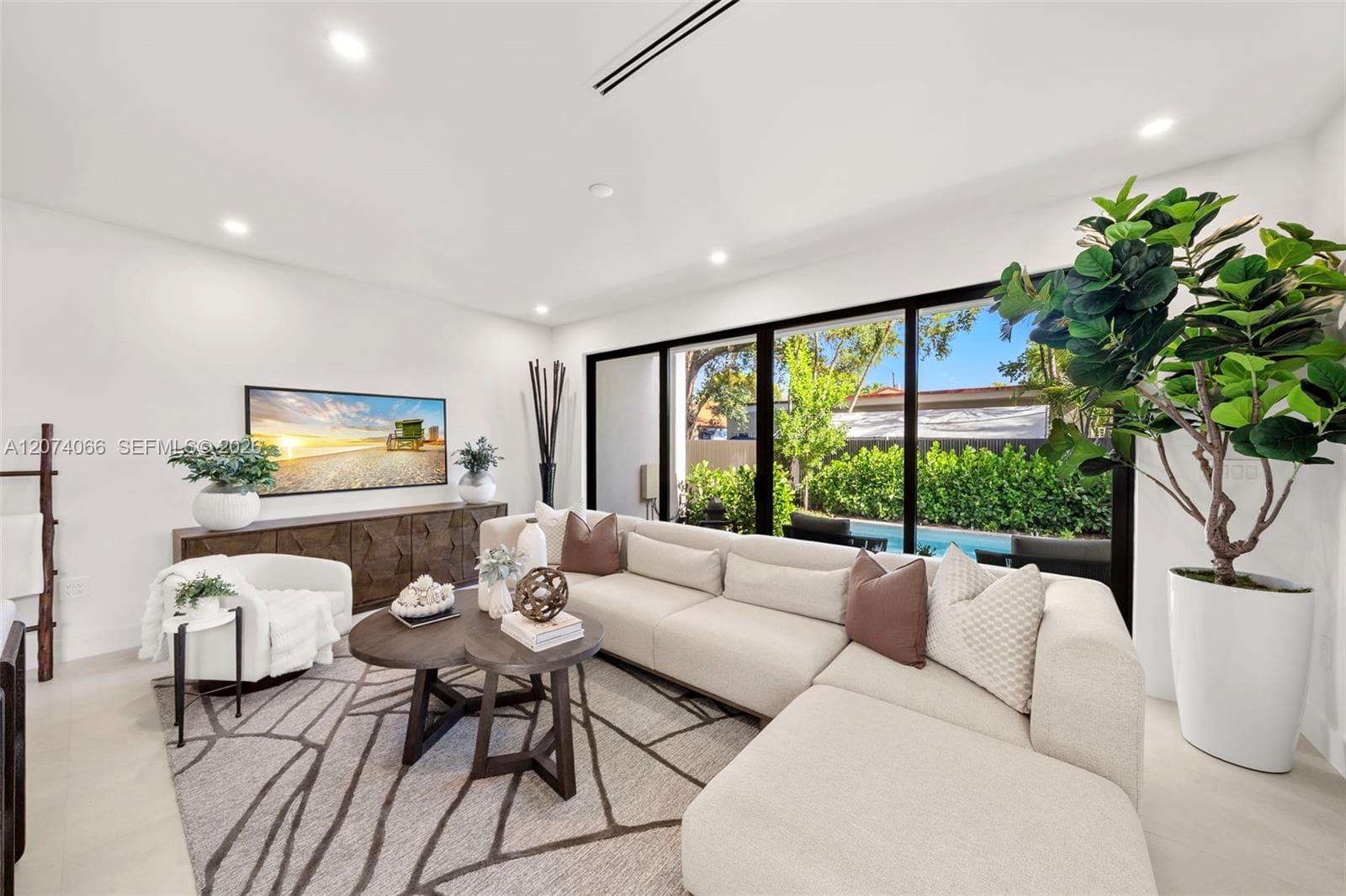 1431 SW 20th St photo 25