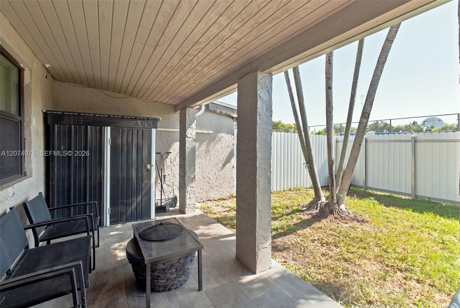 19367 NW 45th Ave photo 16