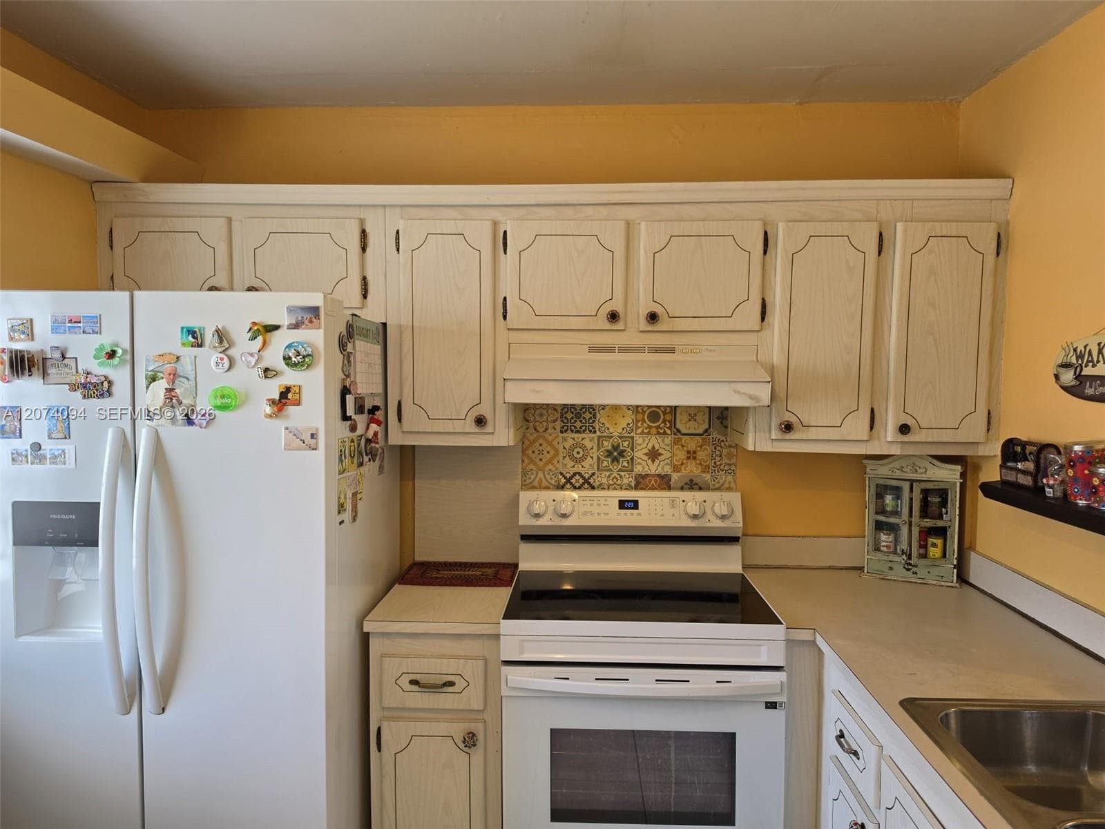 MEADOWBROOK · #108 in Hallandale Beach - Photo 18