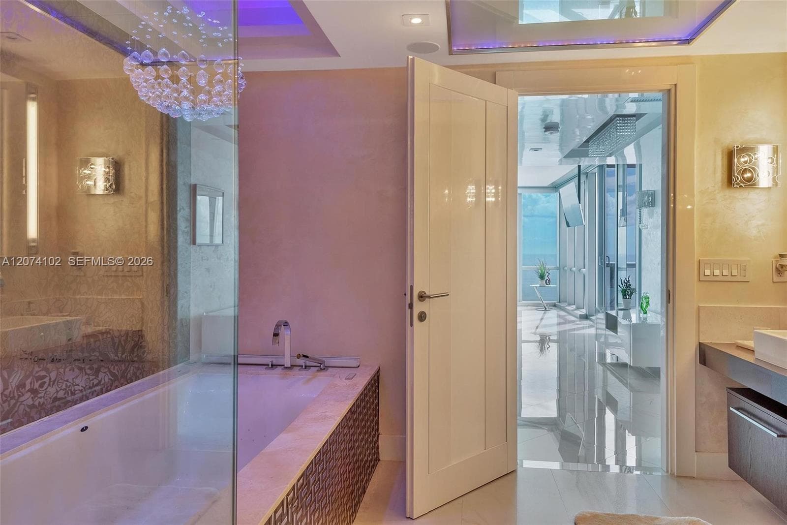 Jade Ocean · #4201 in Sunny Isles Beach - Photo 36