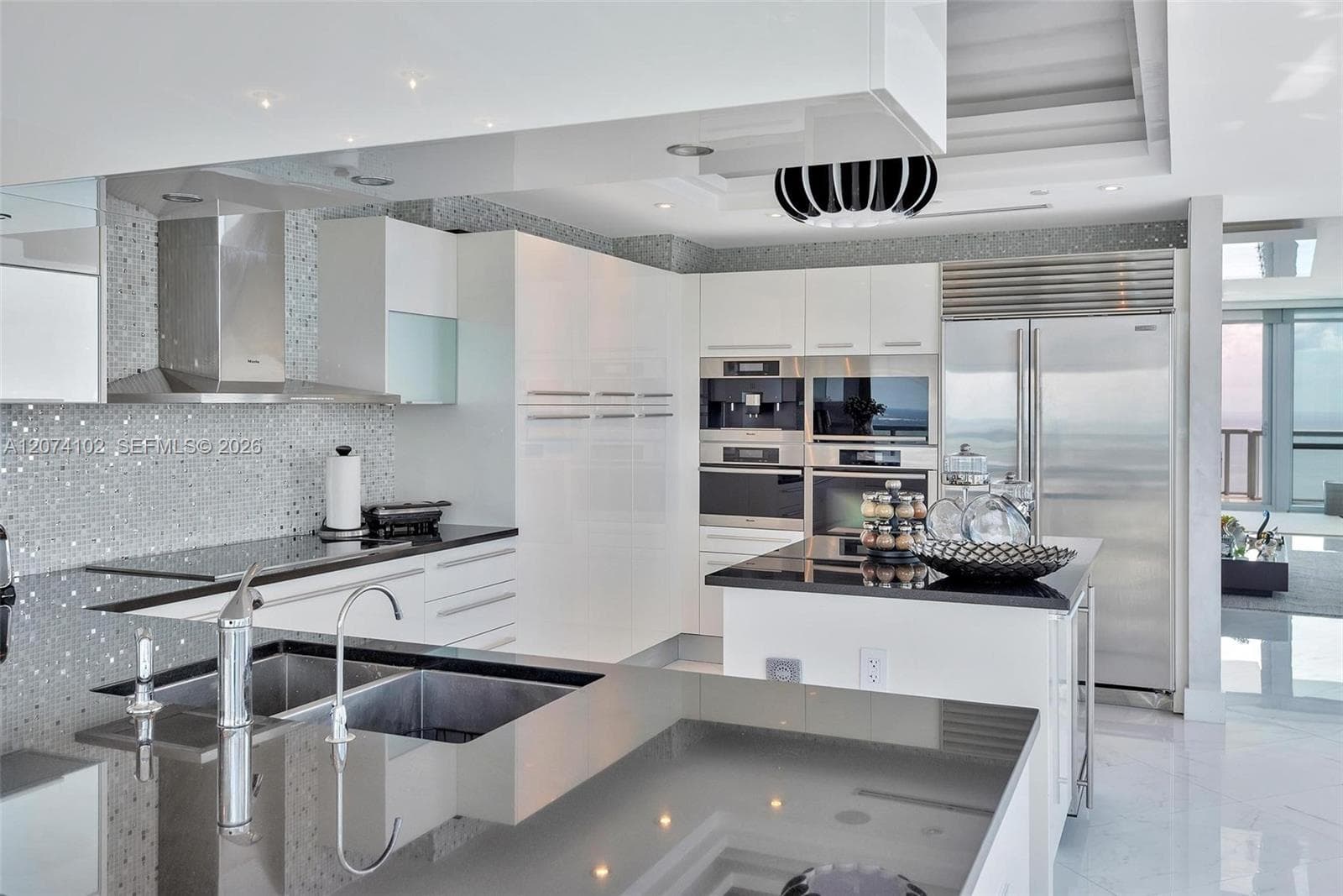 Jade Ocean · #4201 in Sunny Isles Beach - Photo 10