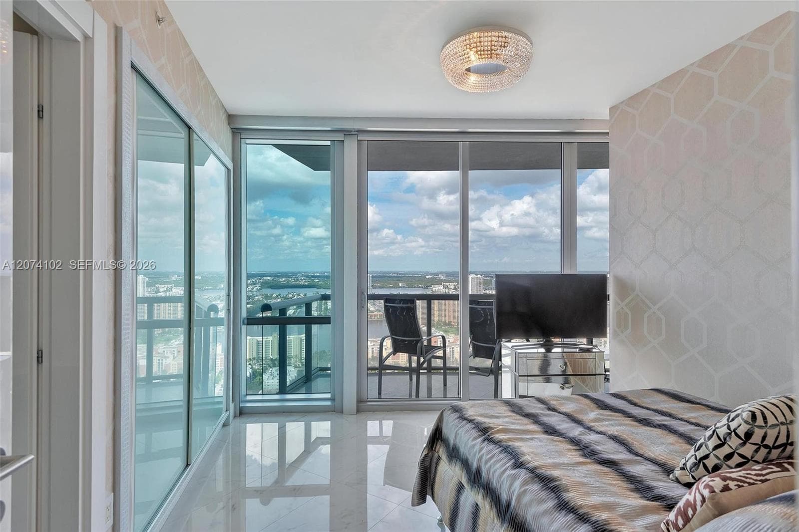 Jade Ocean · #4201 in Sunny Isles Beach - Photo 19