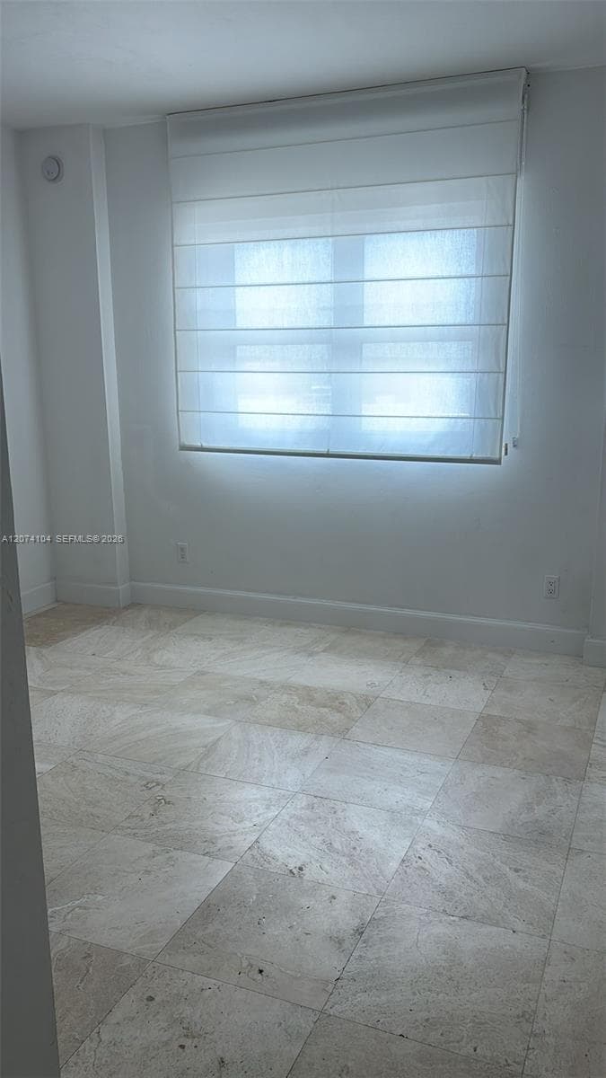 THE OAKS I CONDO · #702 in North Miami - Photo 10