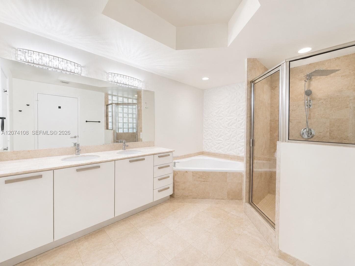EASTSIDE AT AVENTURA COND · #709 in Aventura - Photo 18
