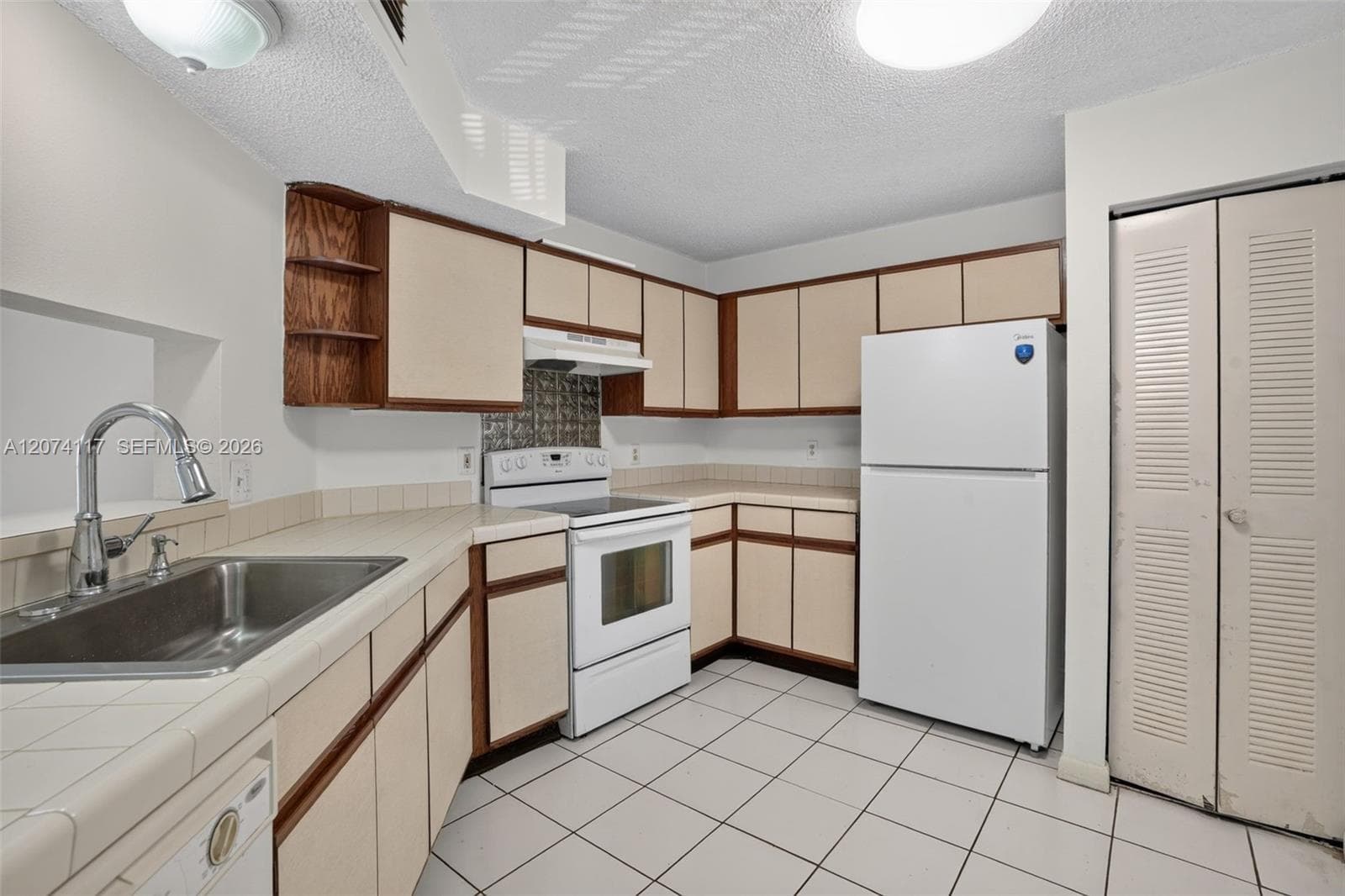 LAKESHORE CONDO I · #1080E in Homestead - Photo 9