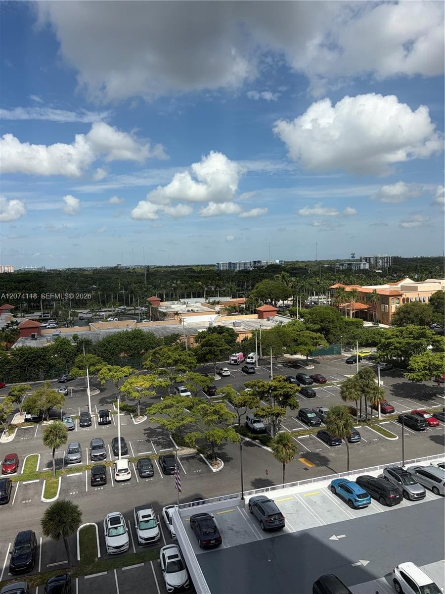 DEL PRADO CONDO · #905 in Aventura - Photo 3