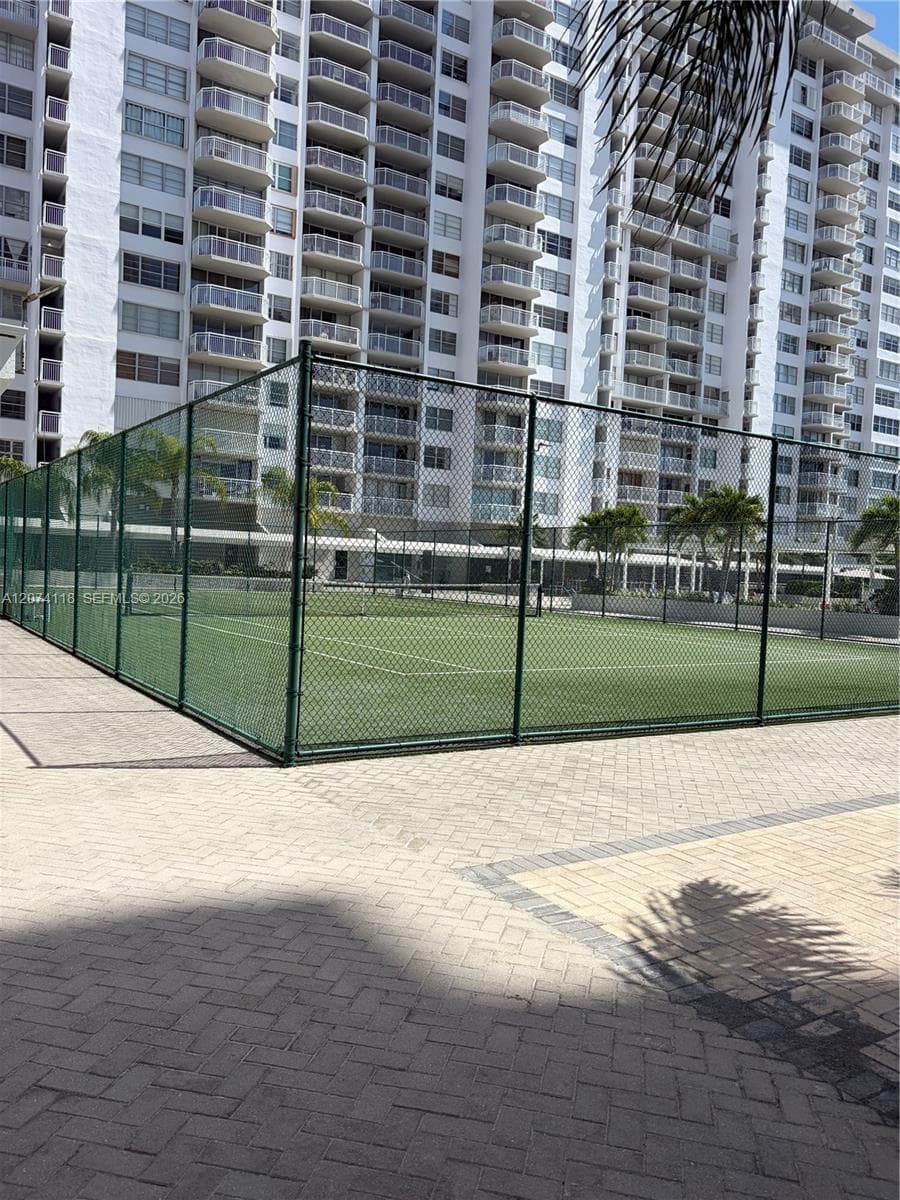 DEL PRADO CONDO · #905 in Aventura - Photo 39