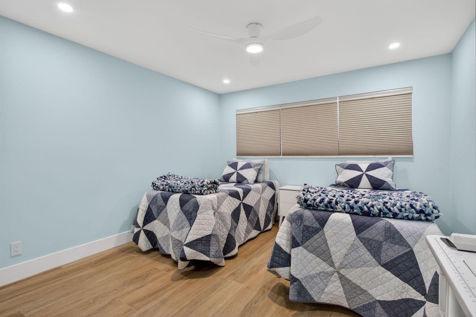 42-web-or-mls-3100-7044