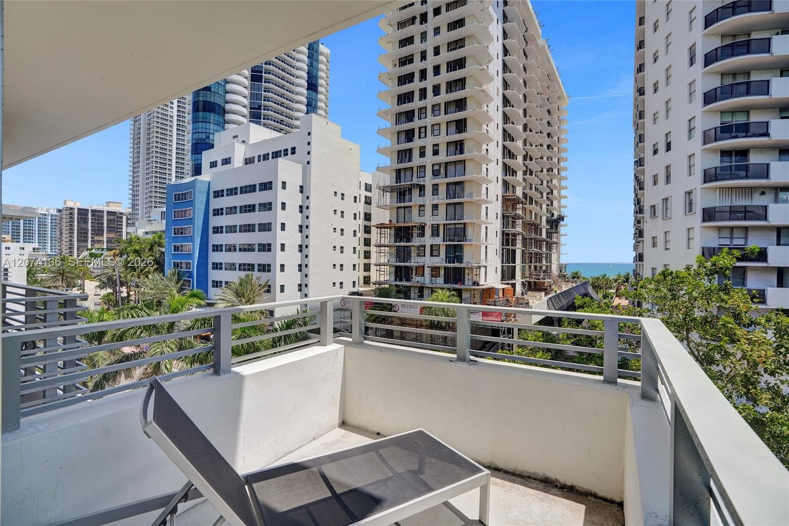 6080 Collins Condo · #520 in Miami Beach - Photo 23
