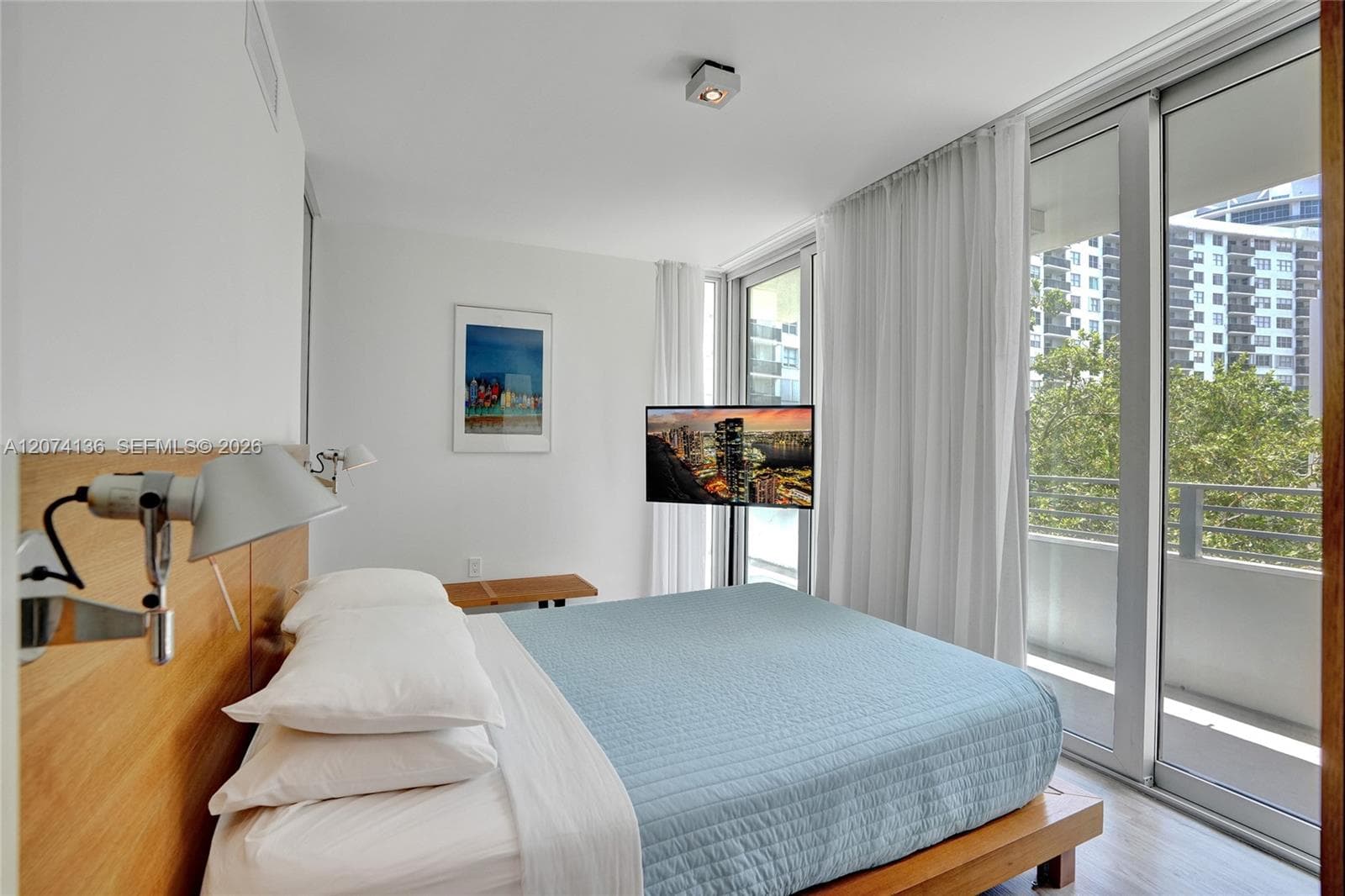 6080 Collins Condo · #520 in Miami Beach - Photo 4