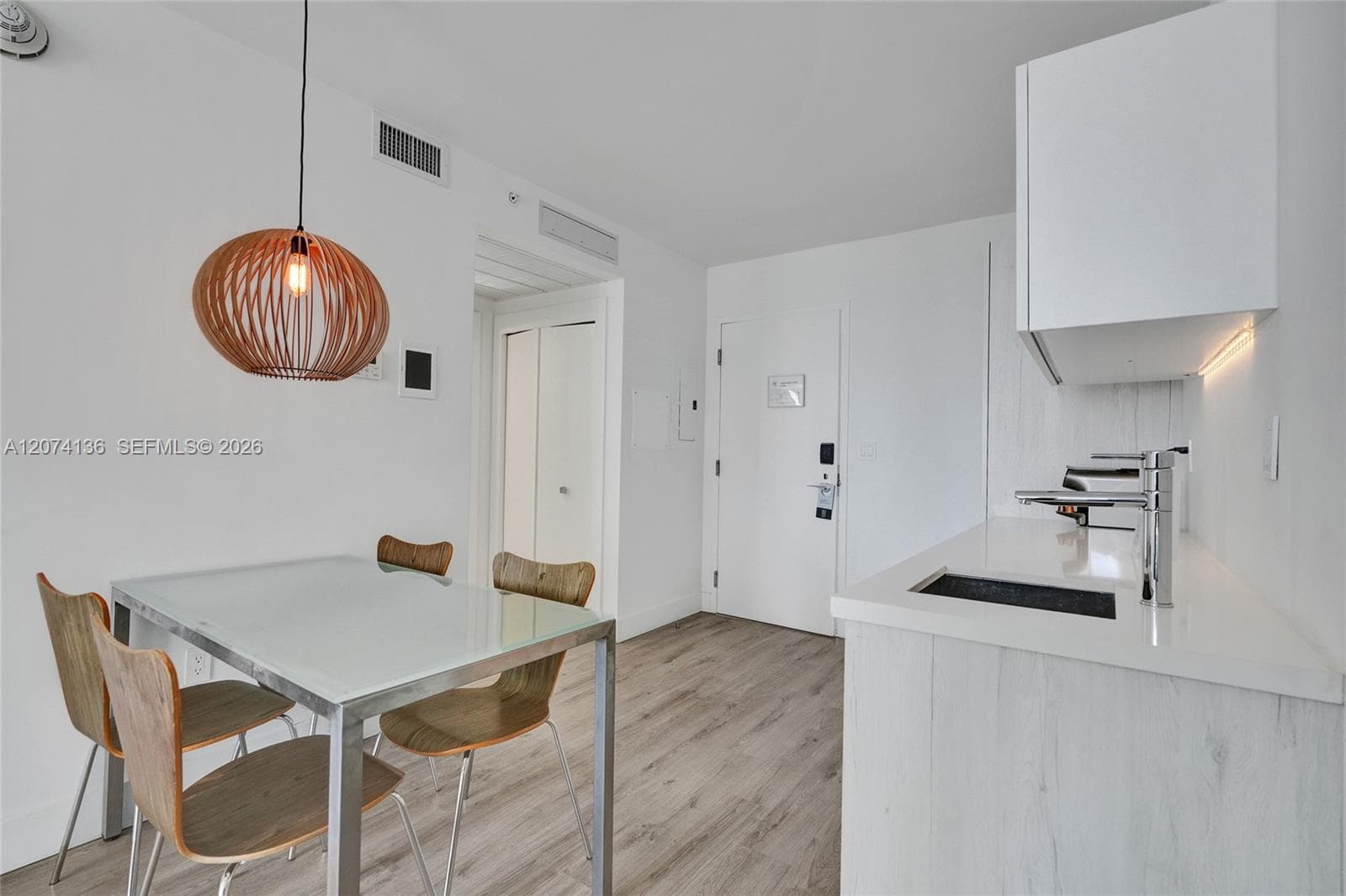 6080 Collins Condo · #520 in Miami Beach - Photo 8