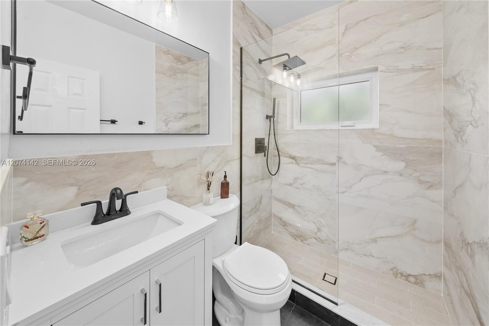 3130 SW 27th Ter photo 18