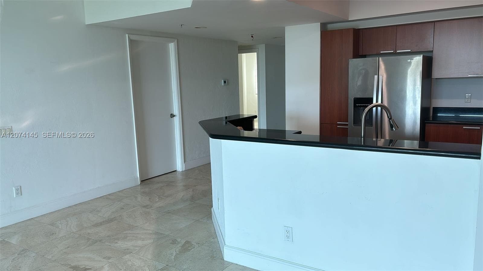 OAKS CONDO · #702 in North Miami - Photo 5