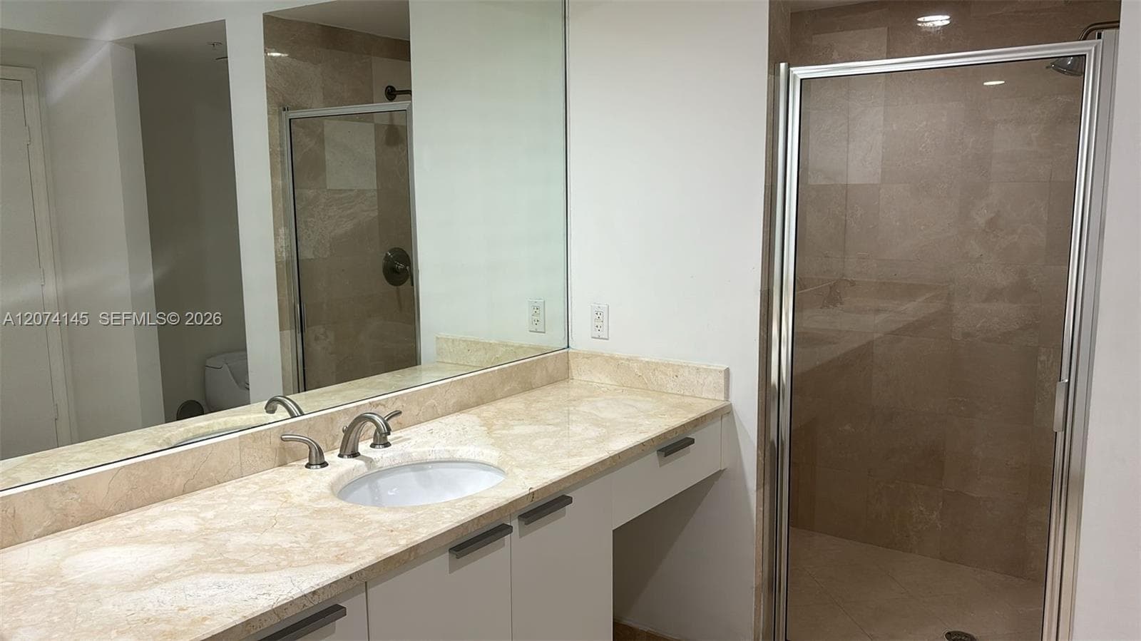 OAKS CONDO · #702 in North Miami - Photo 10