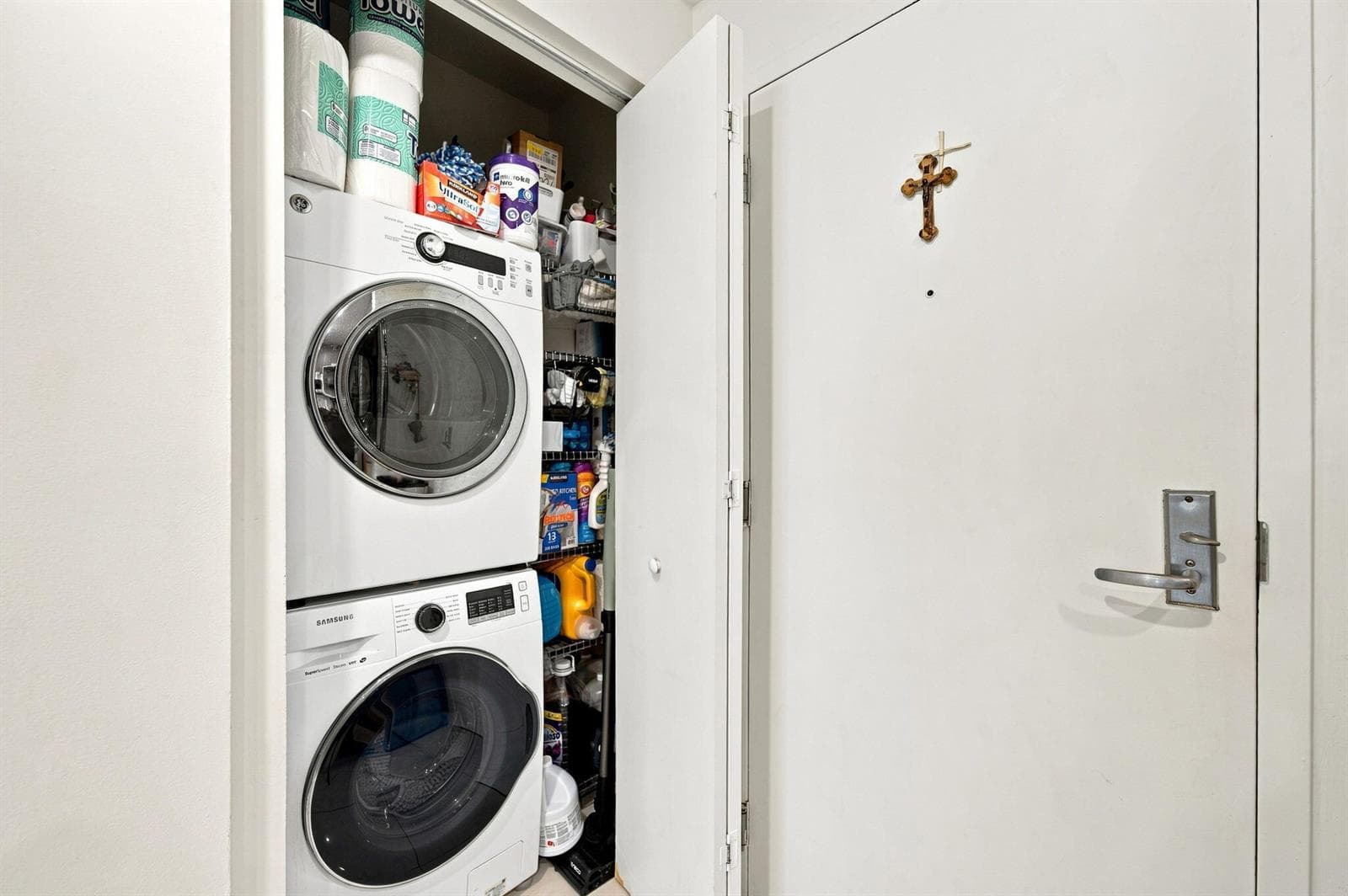 24-web-or-mls-7901-hispanola-ave-unit-10