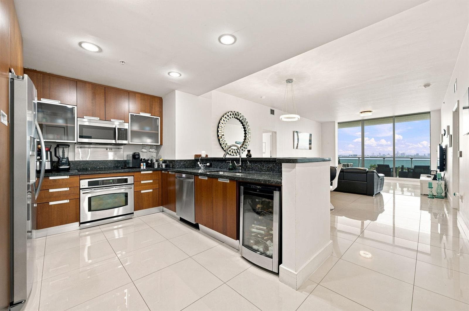 11-web-or-mls-7901-hispanola-ave-unit-10