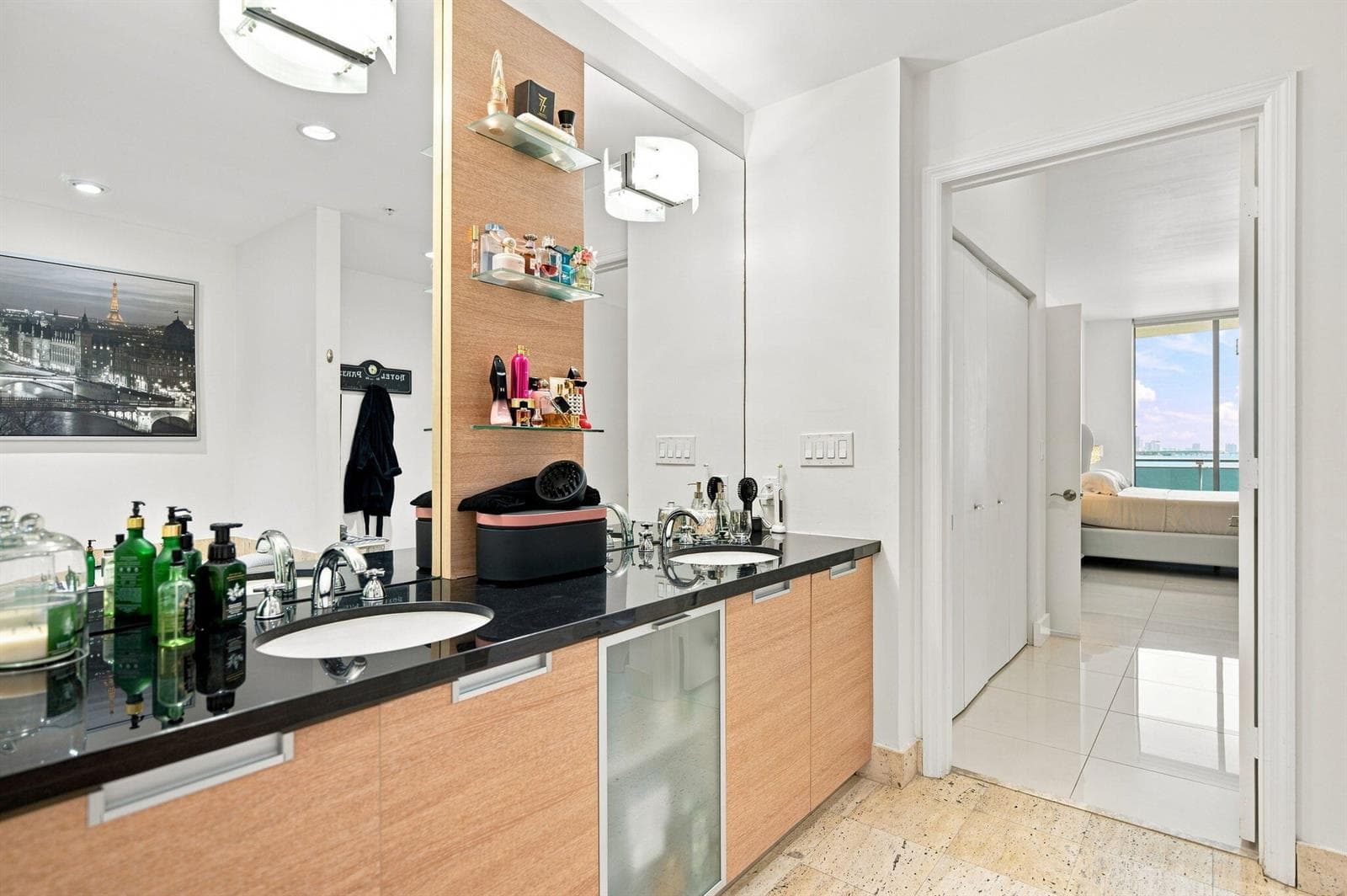 19-web-or-mls-7901-hispanola-ave-unit-10
