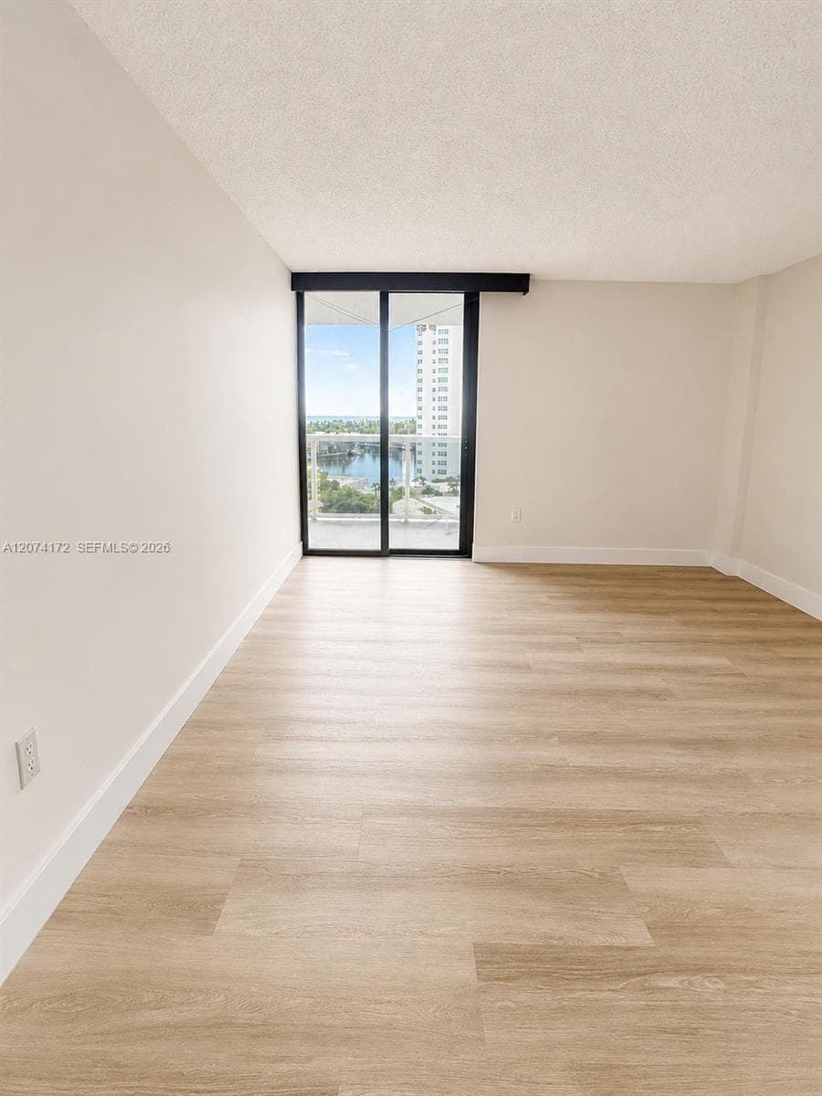 WATERVIEW CONDO · #1037 in Aventura - Photo 11