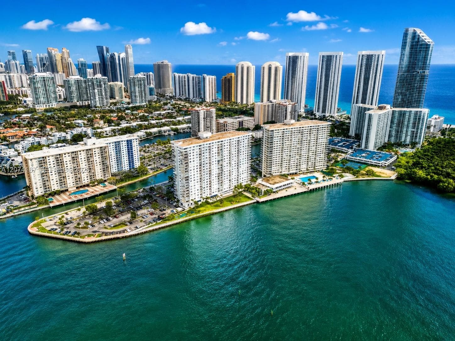 arlen · #807 in Sunny Isles Beach - Photo 23