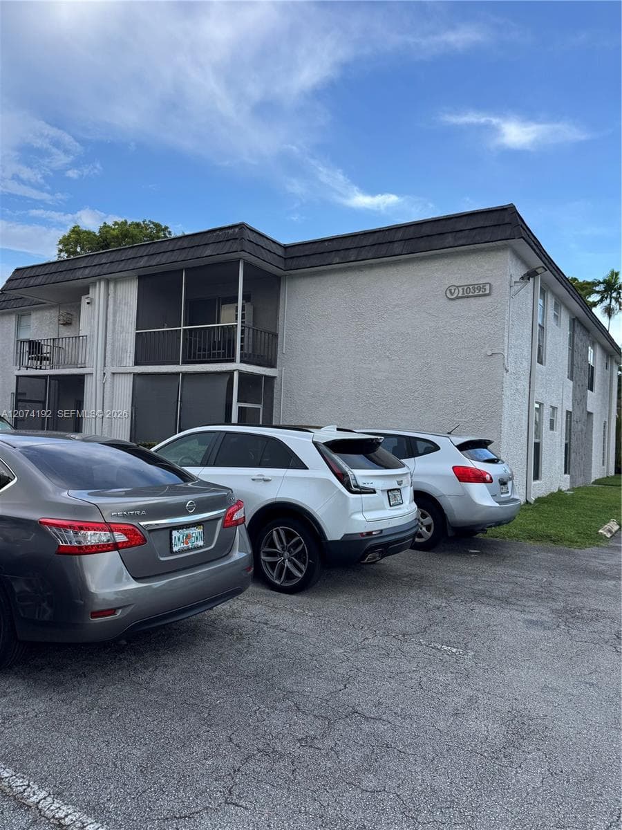 Kendall Acres Bldg V · #V1 in Miami - Photo 17