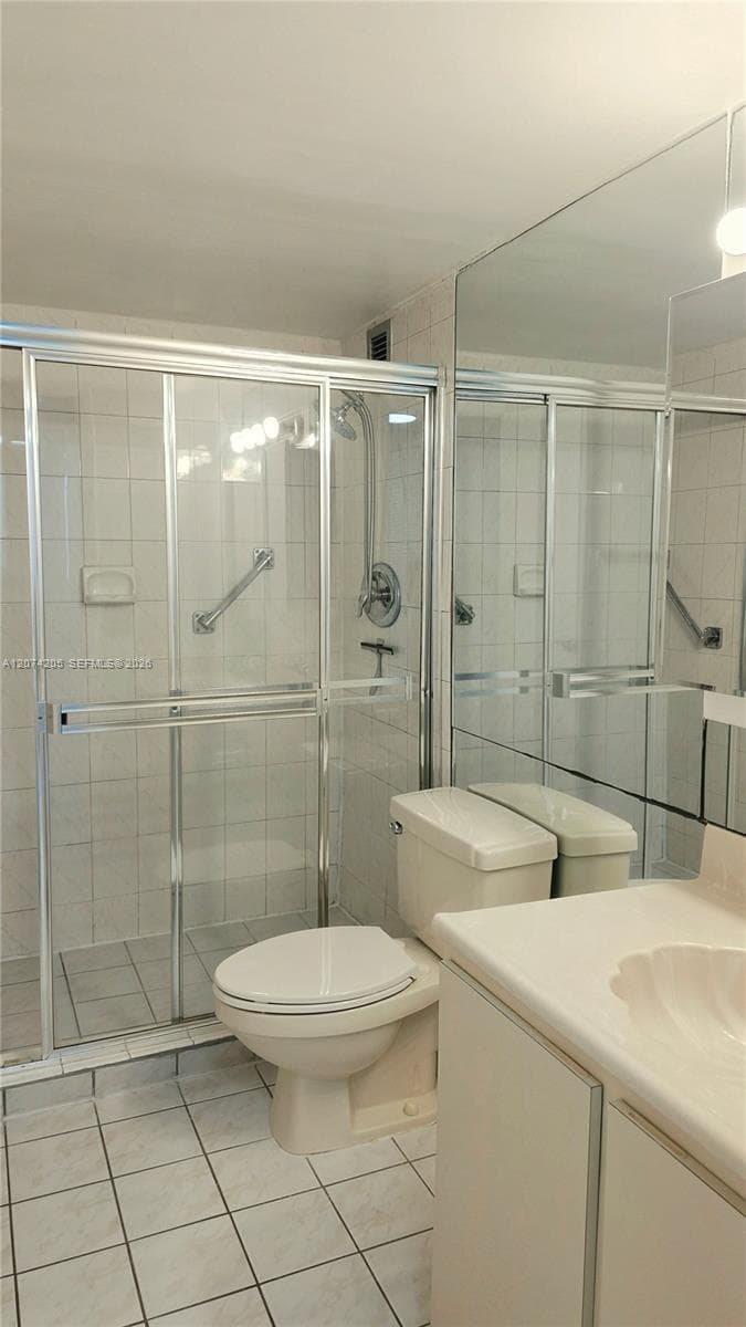 PLAZA TOWERS SOUTH · #202 in Hallandale Beach - Photo 13