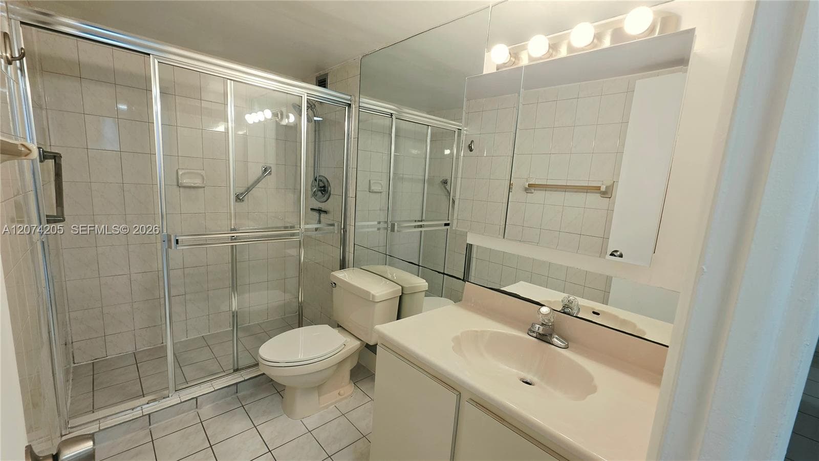 PLAZA TOWERS SOUTH · #202 in Hallandale Beach - Photo 14
