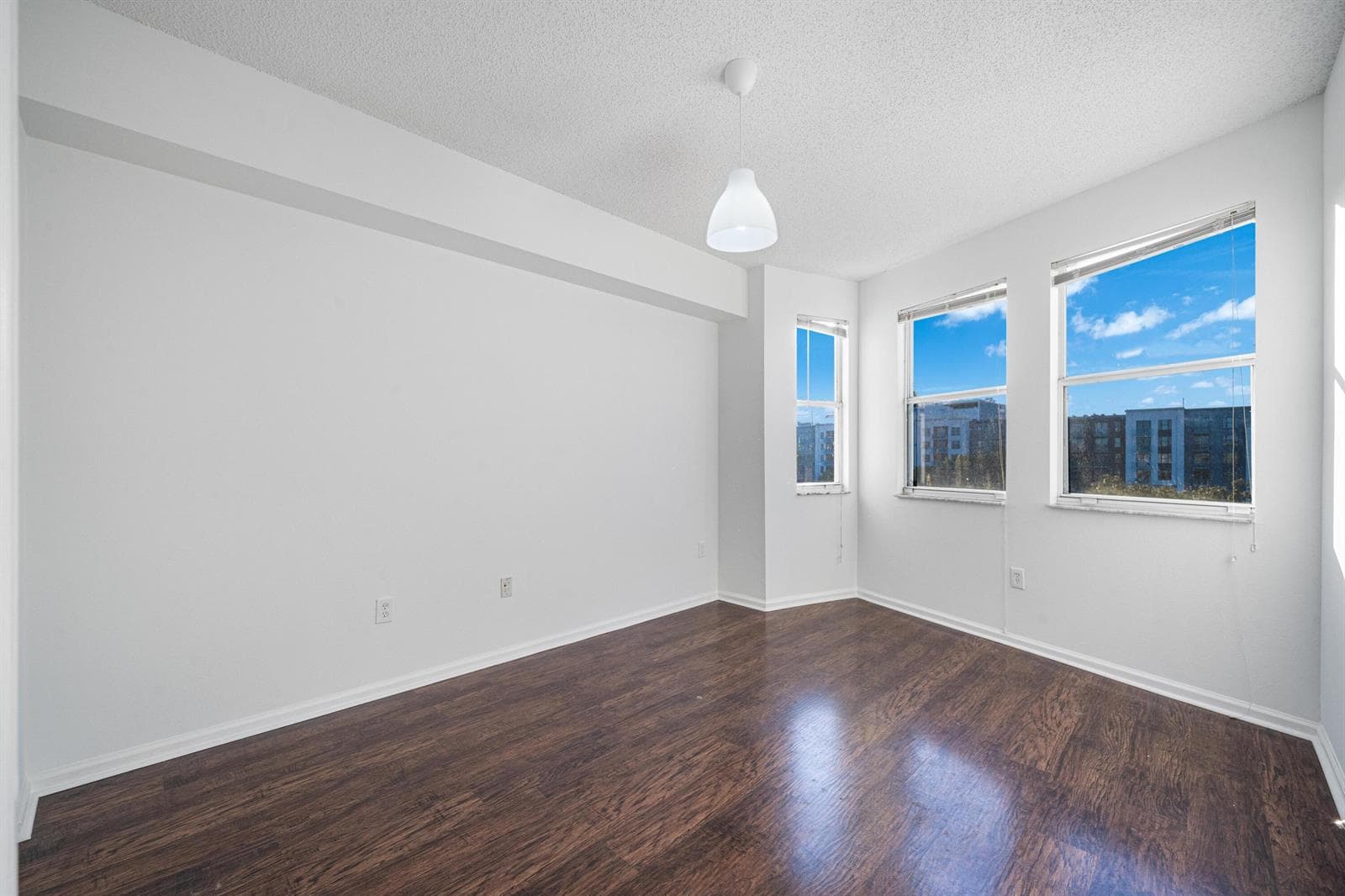 533 NE 3rd Ave #541 - 2