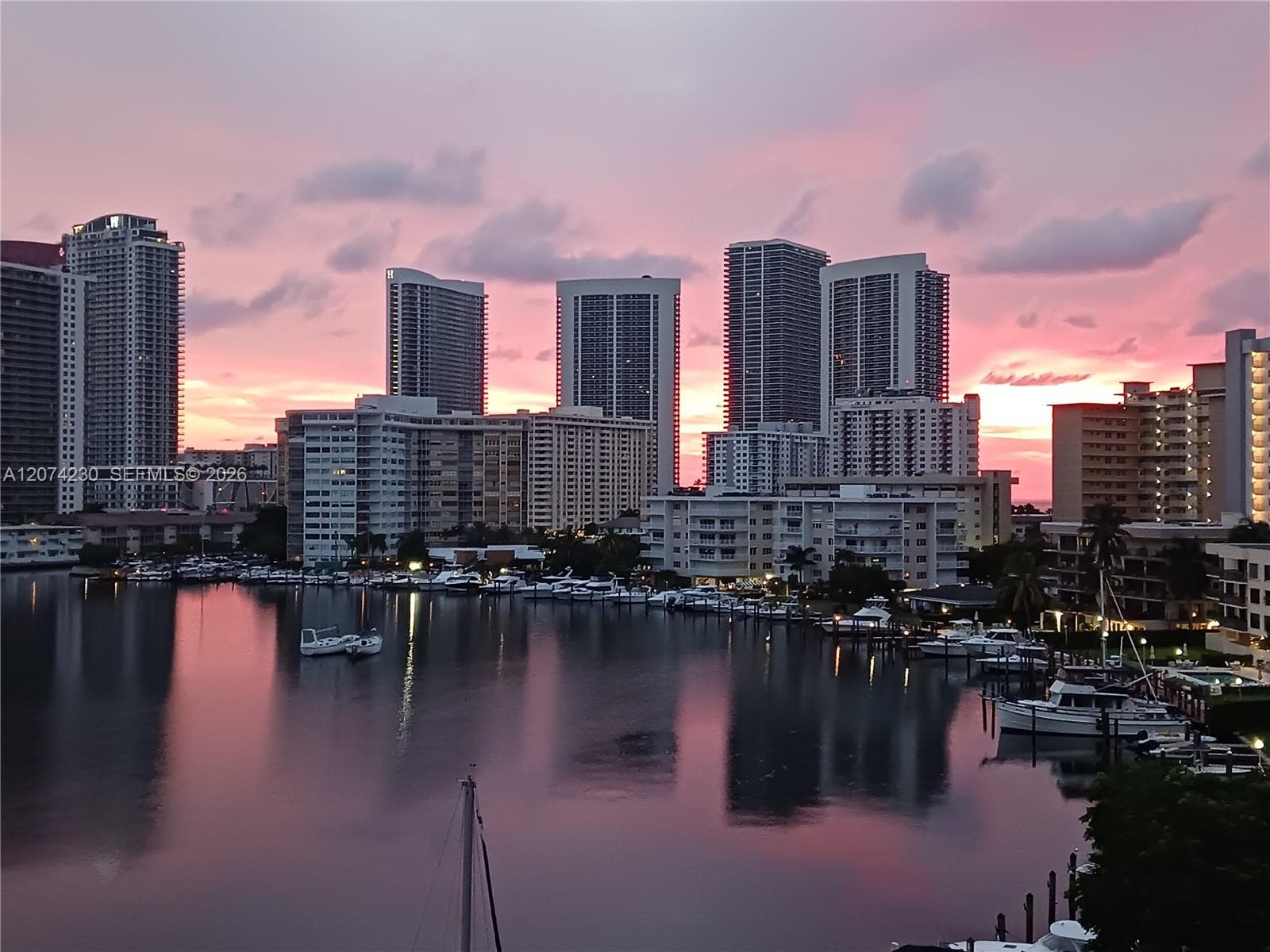 PARK LAYNE TOWERS CONDO · #55 in Hallandale Beach - Photo 28