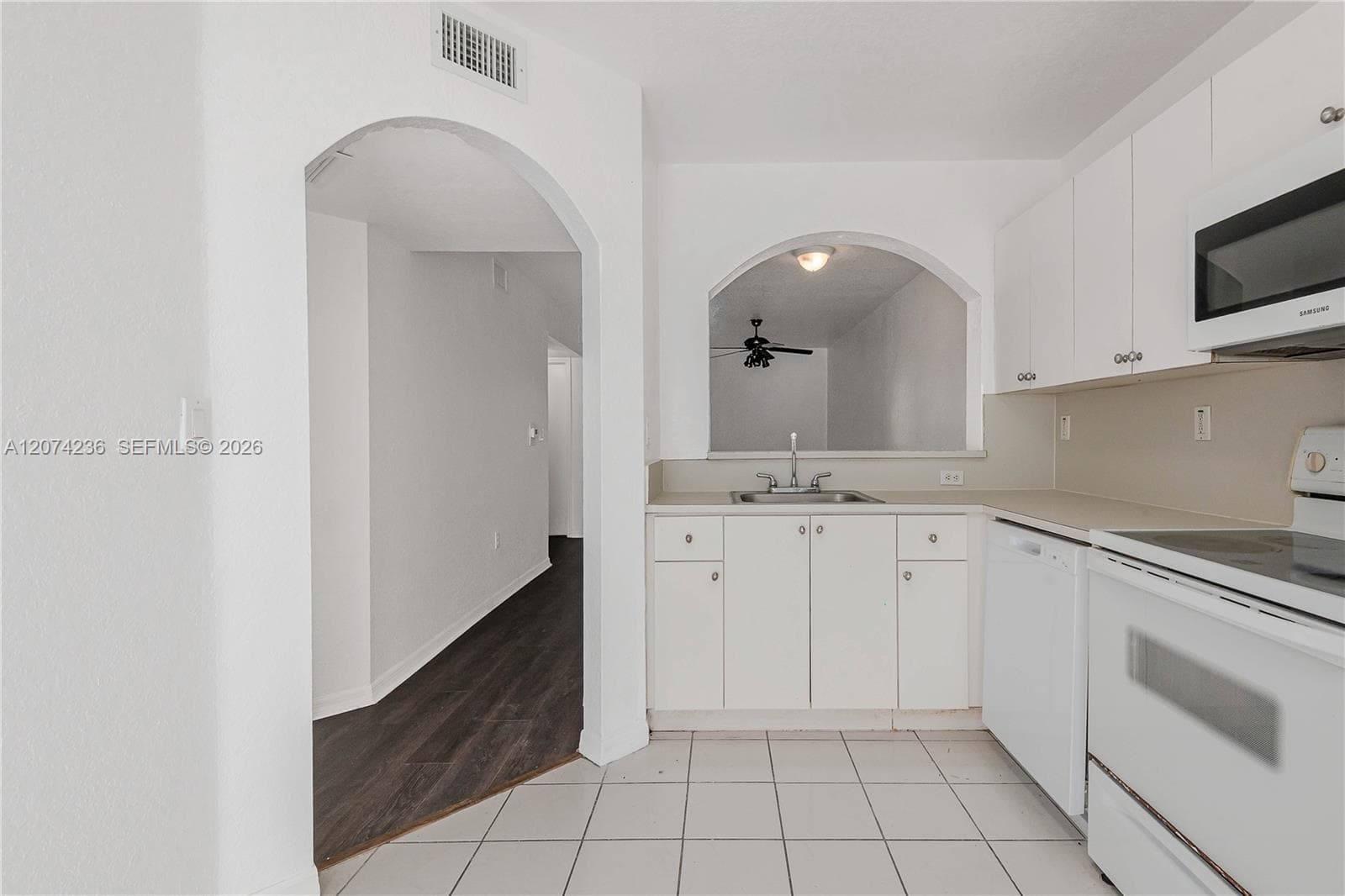 MONTEREY AT MALIBU BAY CO · #103 in Homestead - Photo 16